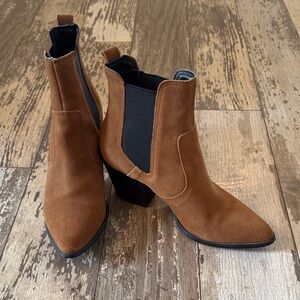 Steve Madden Brown Suede Pointed Chelsea Ankle Boots